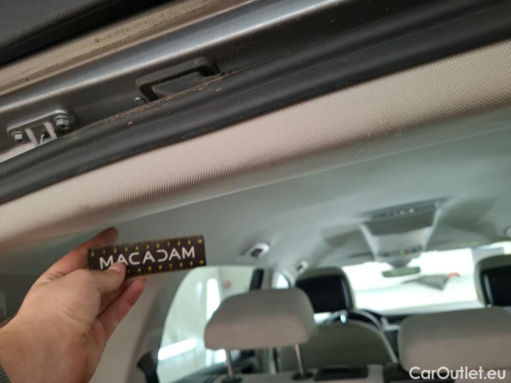  Volkswagen  Tiguan VOLKSWAGEN  Allspace / 2017 / 5P / SUV 2.0 TDI 150 DSG7 Confortline Business #16