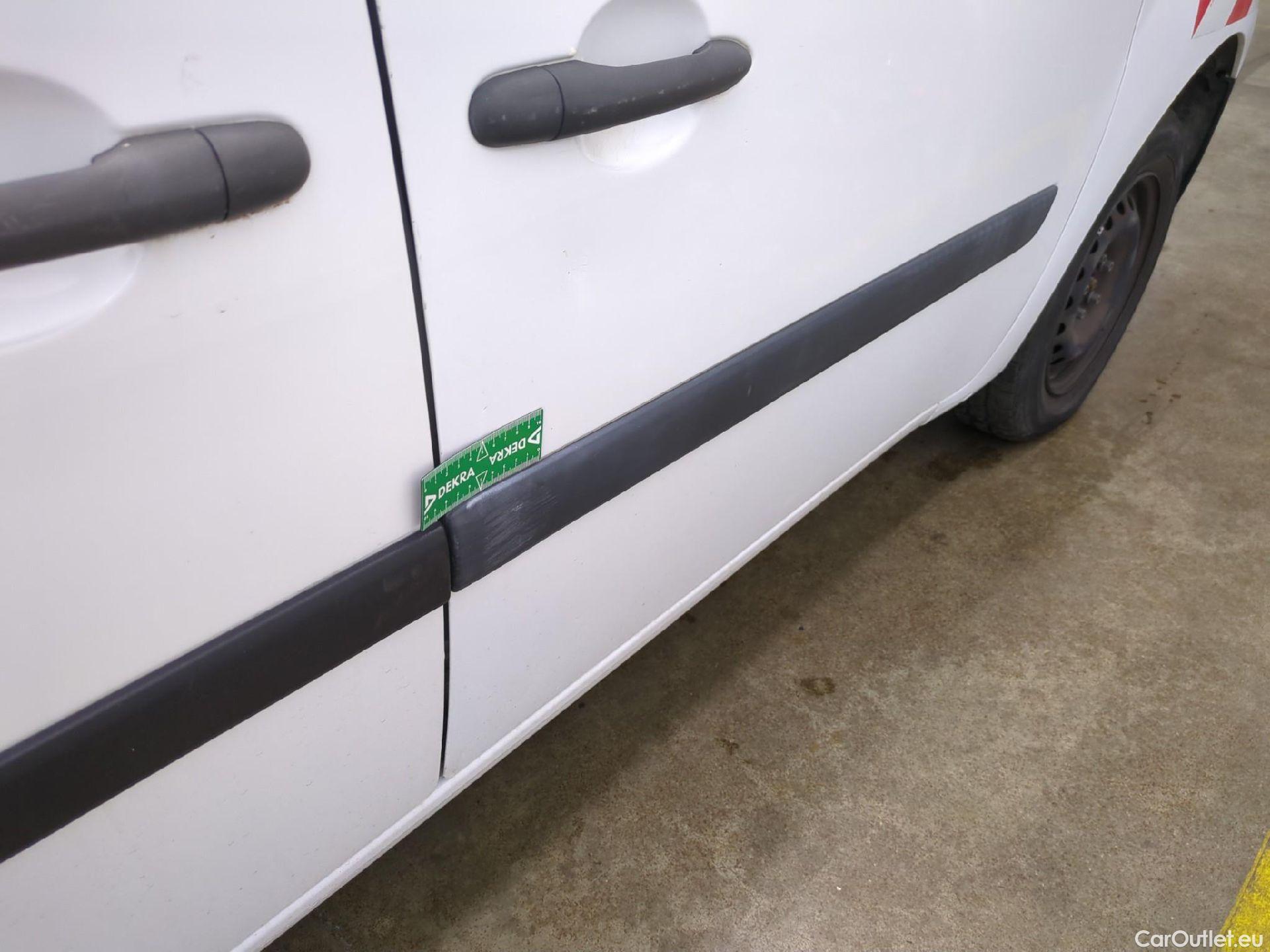  Renault  Kangoo  Express Maxi Extra (Série Spéciale) 1.5 dCi 90CV BVM5 E6 #39