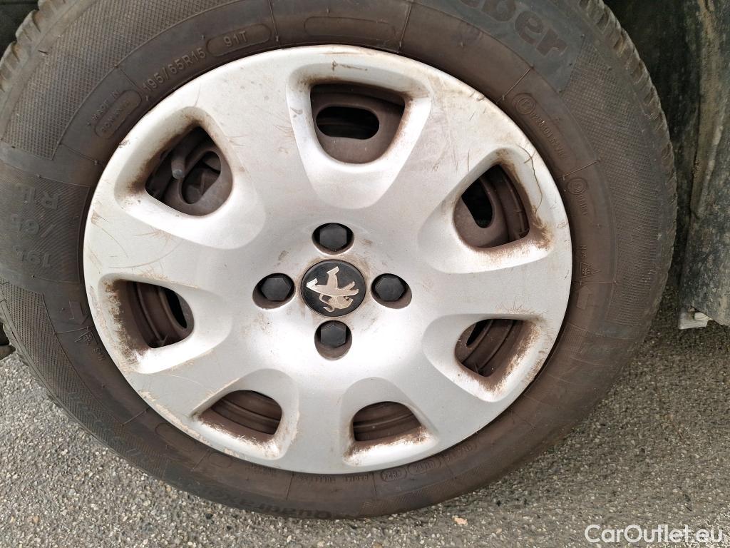  Peugeot  Partner  L1 Premium Pack 1.6 PURETECH 100CV BVM5 E6 #73