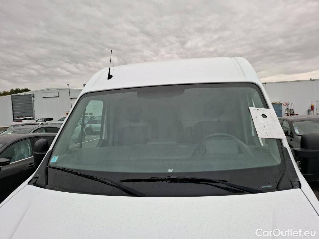  Nissan  NV400 NISSAN  / 2014 / 4P / Fourgon tôlé L2H2 2.3 dCi 135 3t5 Optima #1