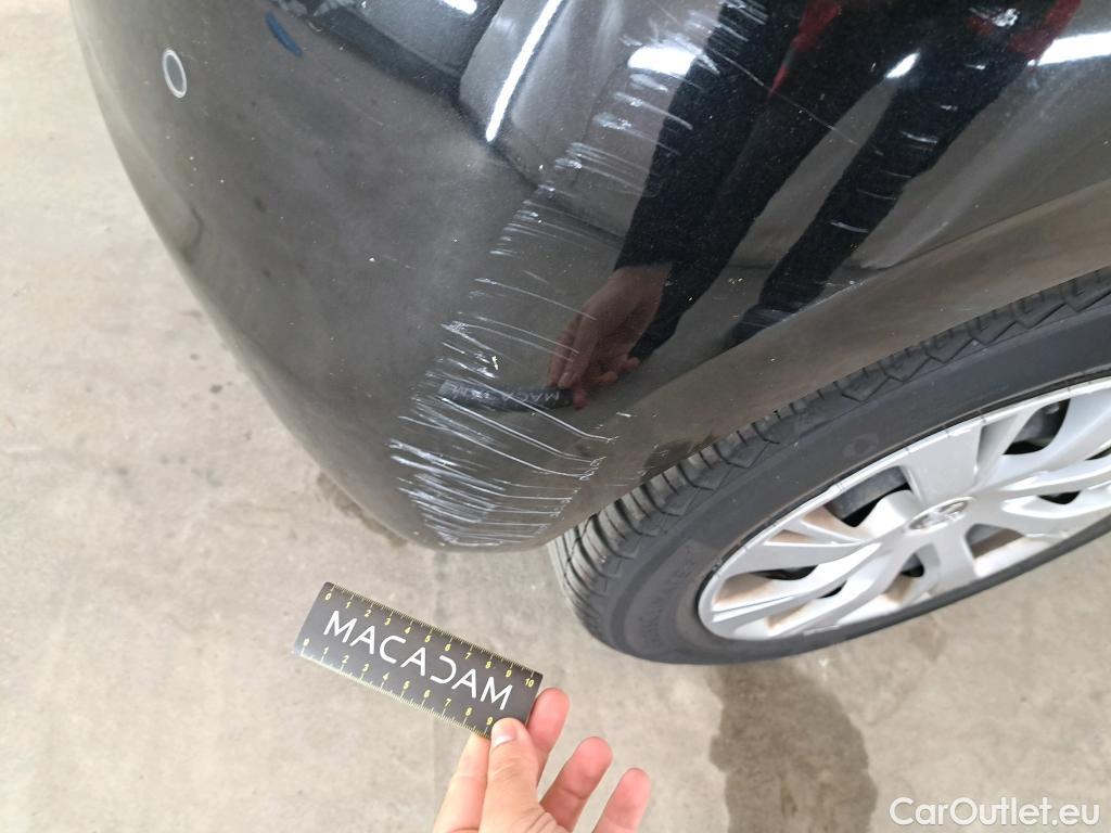  Peugeot  208  Affaire Premium Pack 1.5 HDi 100CV BVM6 E6dT #19