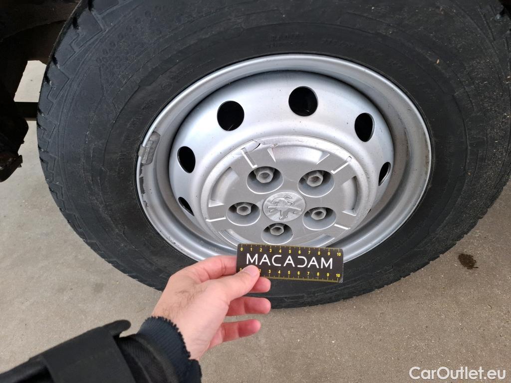  Peugeot  Boxer PEUGEOT  VU 4p Fourgon BLUEHDI 110 PREMIUM PACK 330 L1H1 #36