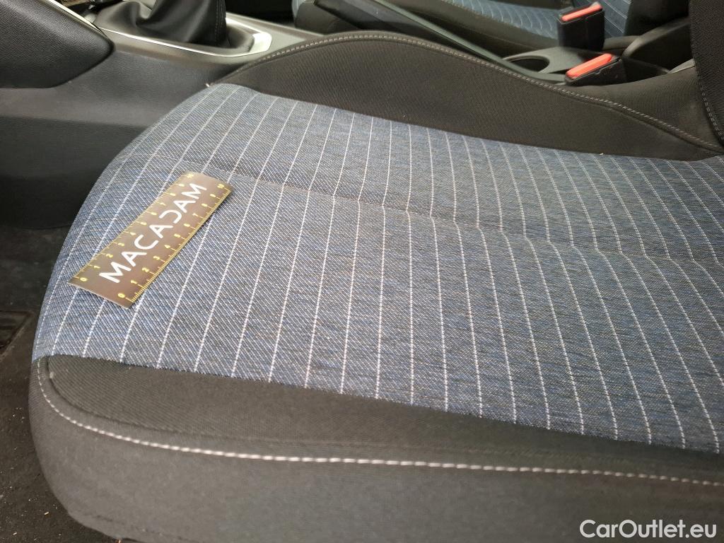  Peugeot  208  Premium 1.2 PureTech 75CV BVM5 E6d #19