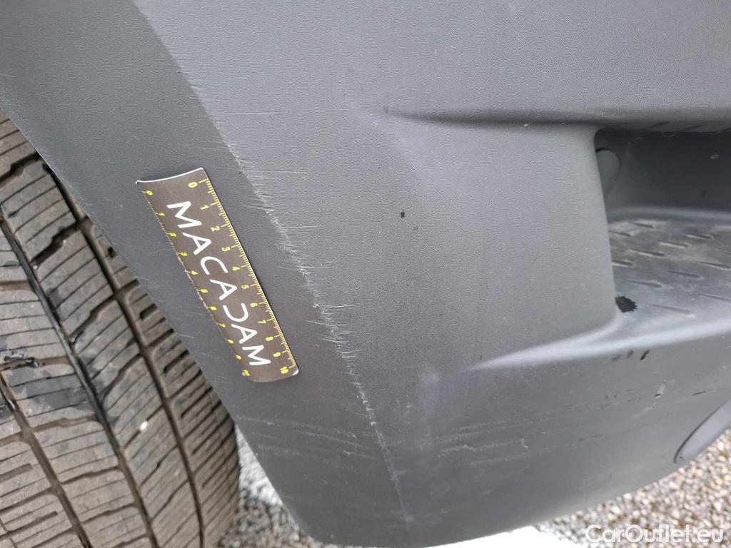  Nissan  NV400 NISSAN  / 2014 / 4P / Fourgon tôlé L2H2 2.3 dCi 135 3t5 Optima #48