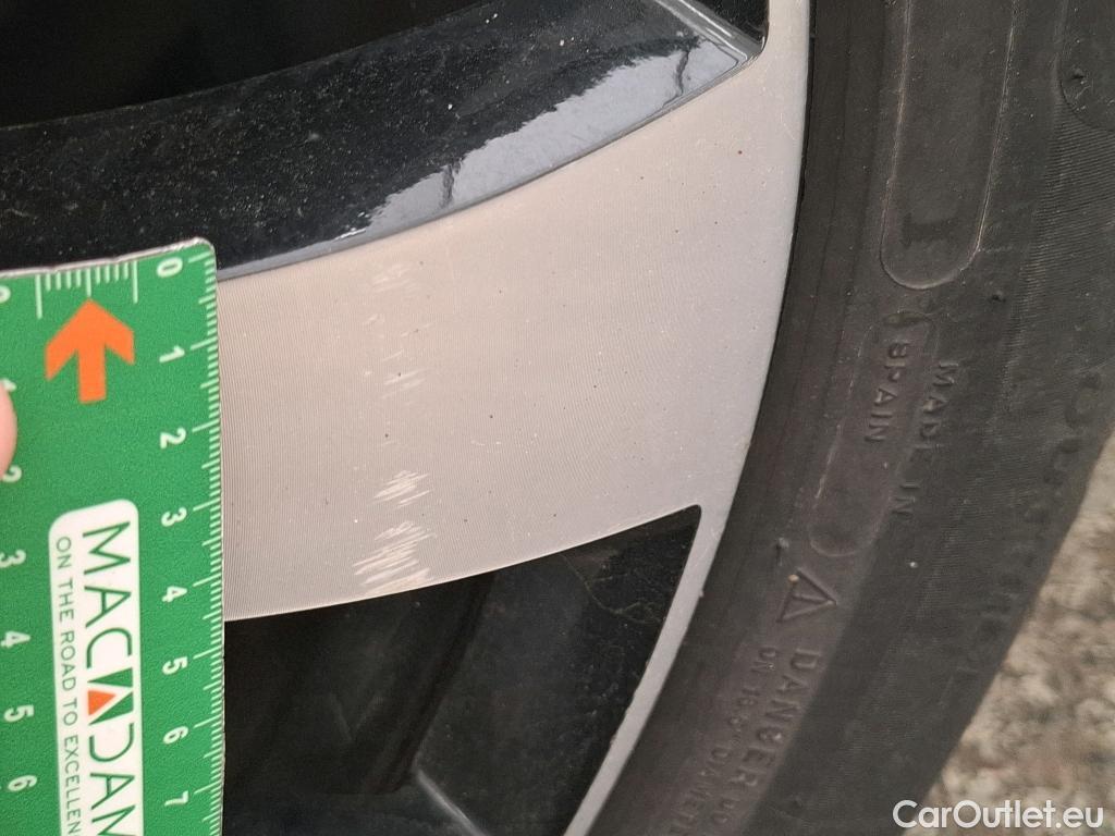  Renault  Captur  5p Crossover Business dCi 90 - 18 / TRANSFO VP/VF
 #25