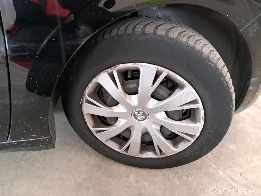  Peugeot  208  Affaire Premium Pack 1.5 HDi 100CV BVM6 E6dT #30