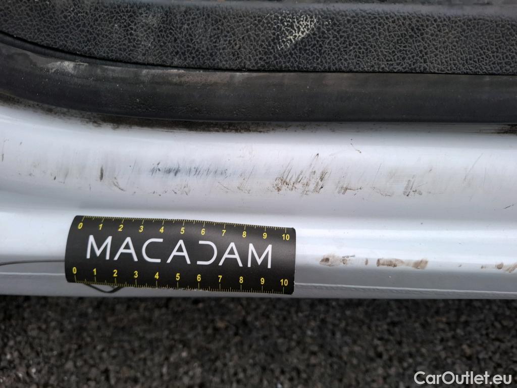  Nissan  NV400 NISSAN  / 2014 / 4P / Fourgon tôlé L2H2 2.3 dCi 135 3t5 Optima #53