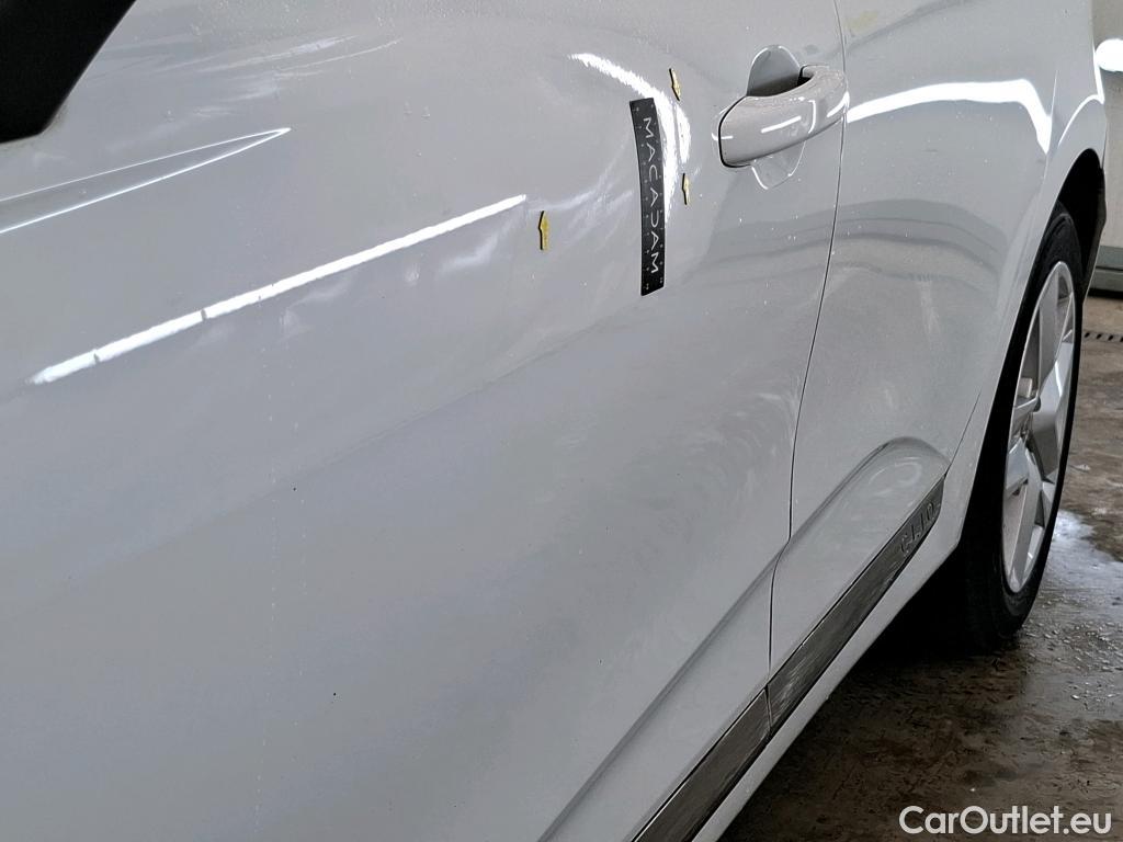  Renault  Clio RENAULT  / 2019 / 5P / Berline Business TCe 90 / TRANSFO VP VF #29