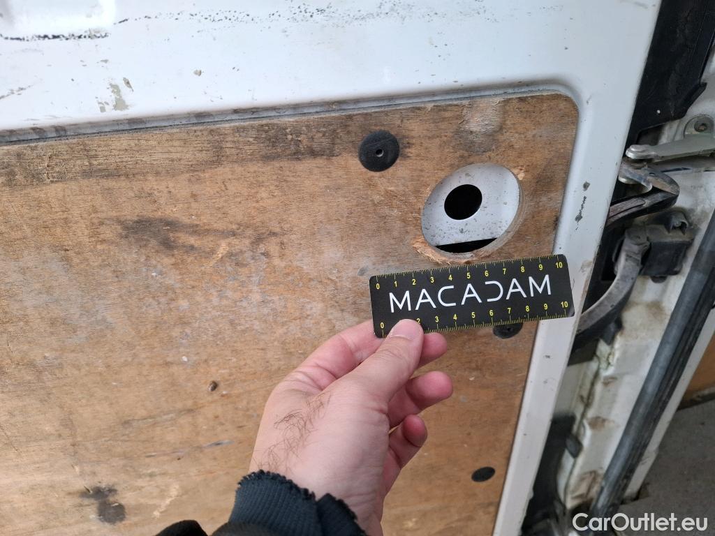  Peugeot  Boxer PEUGEOT  VU 4p Fourgon BLUEHDI 110 PREMIUM PACK 330 L1H1 #32