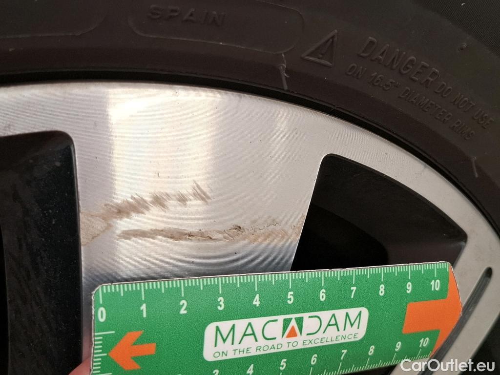  Renault  Captur  5p Crossover Business dCi 90 - 18 / TRANSFO VP/VF
 #19