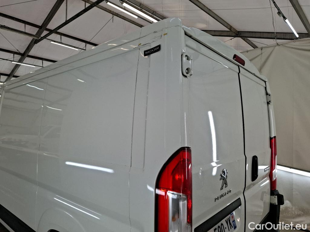  Peugeot  Boxer PEUGEOT  VU 4p Fourgon BLUEHDI 110 PREMIUM PACK 330 L1H1 #19