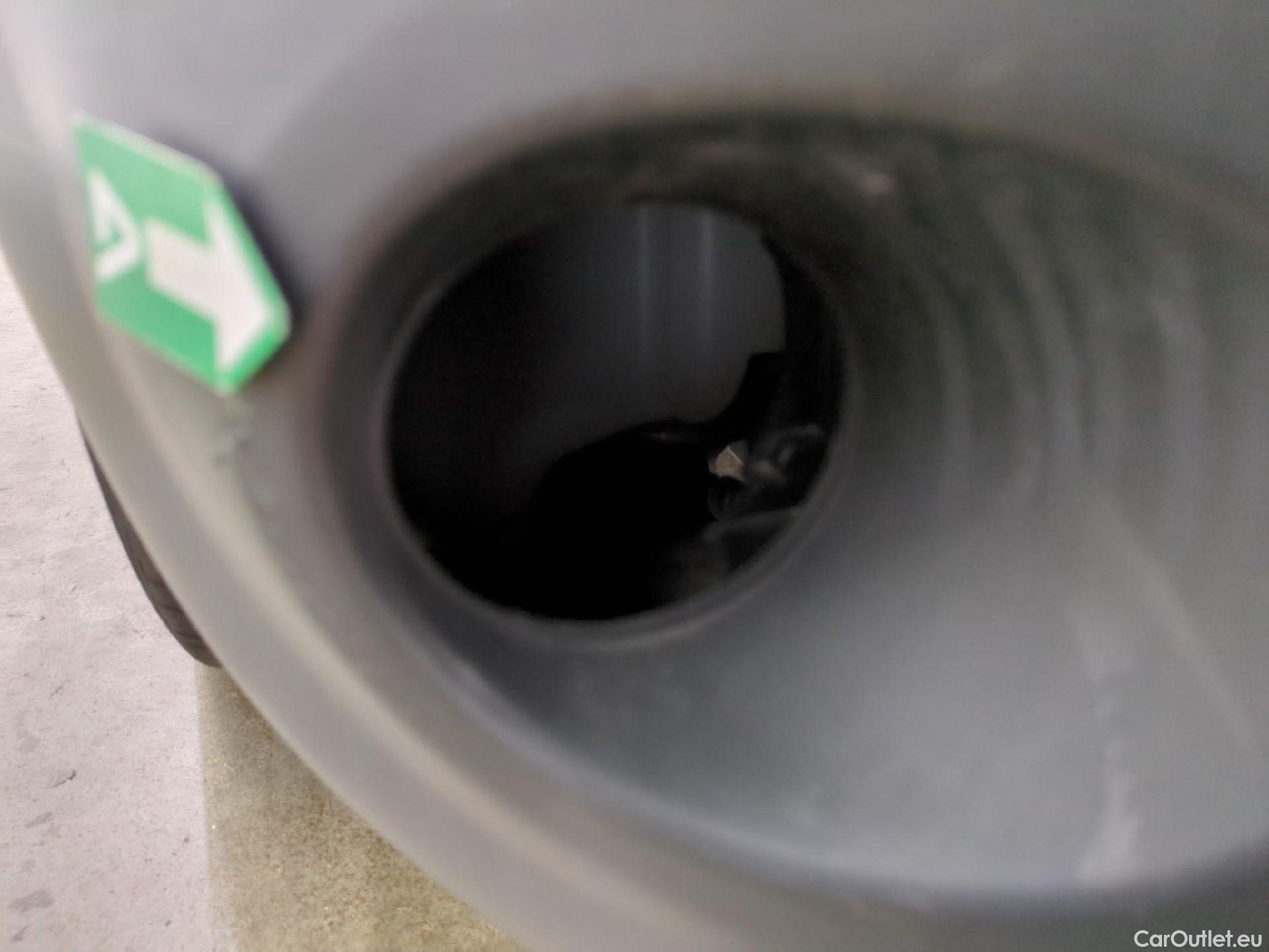  Renault  Kangoo  Express Maxi Extra (Série Spéciale) 1.5 dCi 90CV BVM5 E6 #46