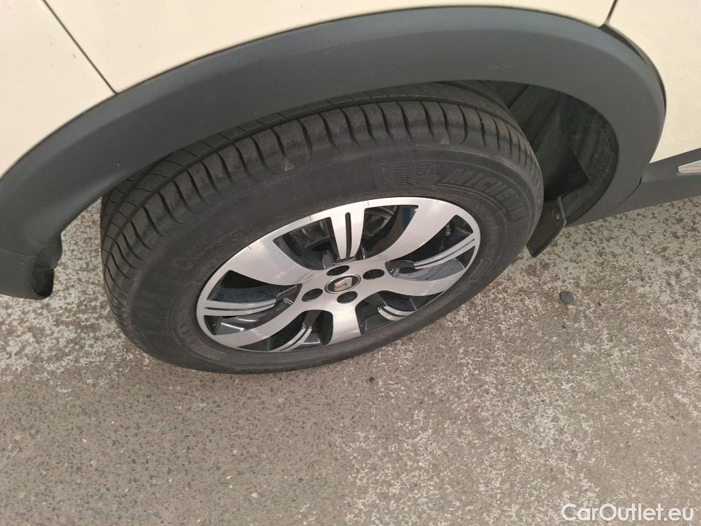  Renault  Captur  5p Crossover Business dCi 90 - 18 / TRANSFO VP/VF
 #22