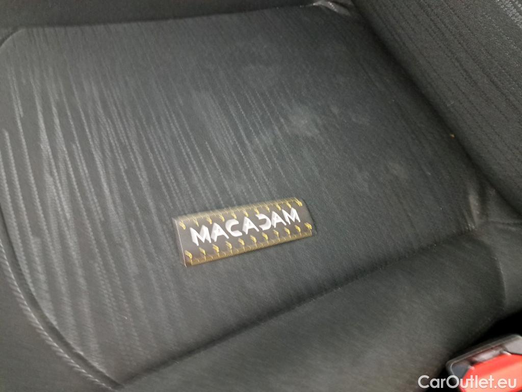  Peugeot  208  Affaire Premium Pack 1.5 HDi 100CV BVM6 E6dT #47