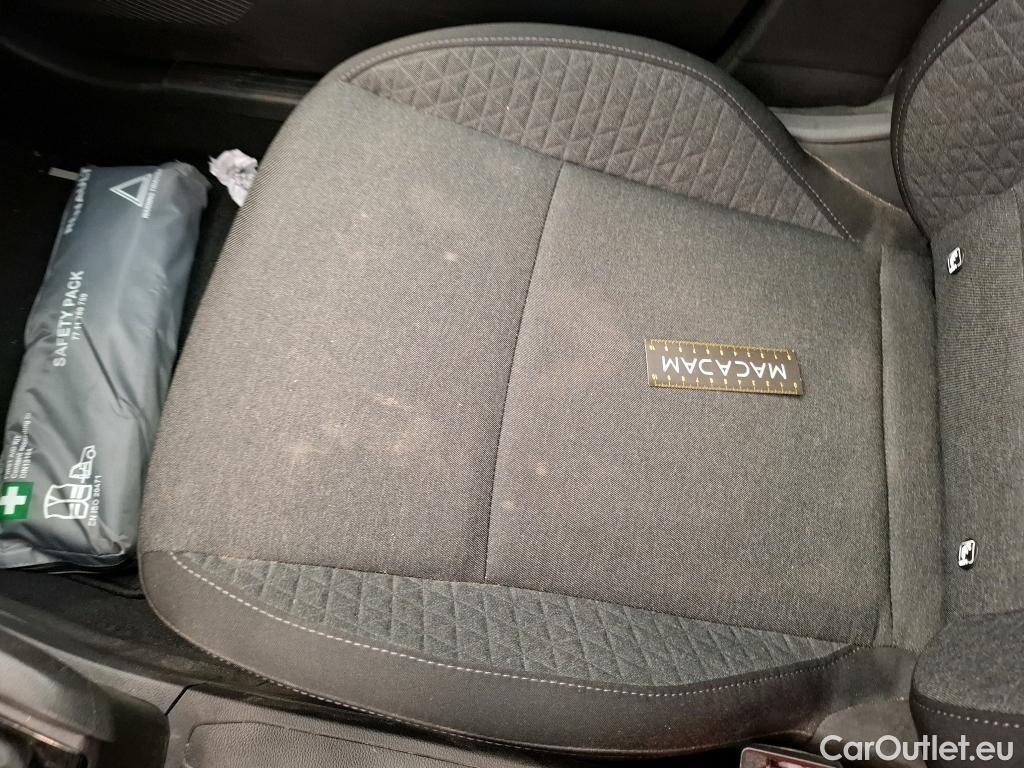  Renault  Clio RENAULT  / 2019 / 5P / Berline Business TCe 90 / TRANSFO VP VF #37