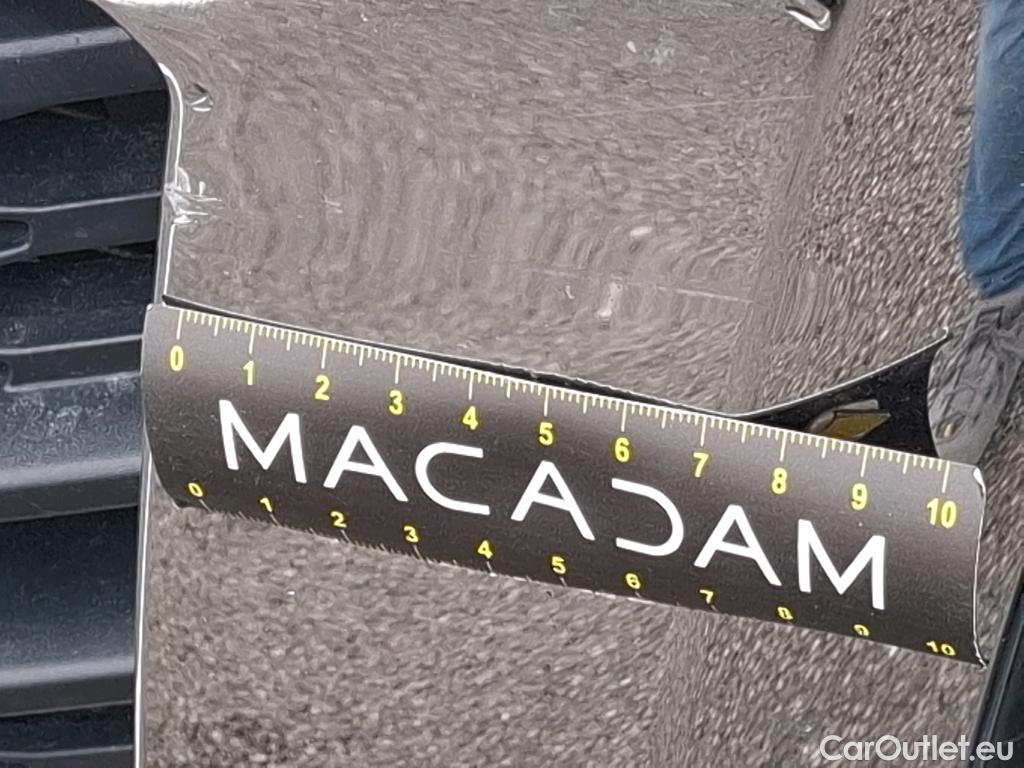  Nissan  NV400 NISSAN  / 2014 / 4P / Fourgon tôlé L2H2 2.3 dCi 135 3t5 Optima #36