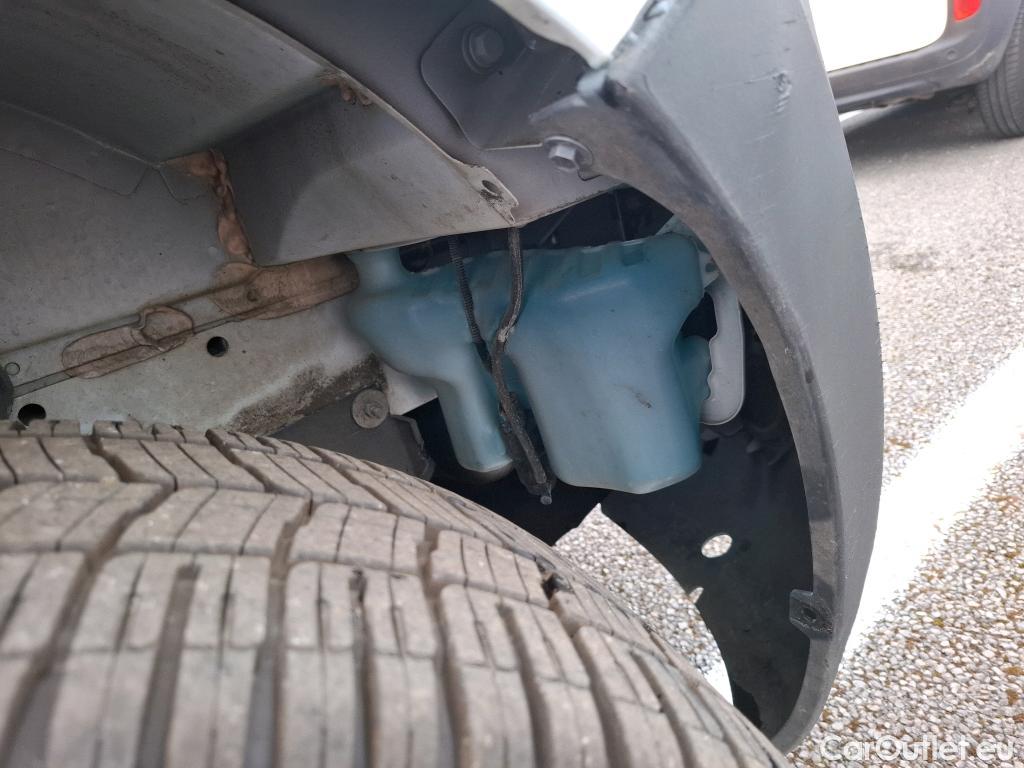  Nissan  NV400 NISSAN  / 2014 / 4P / Fourgon tôlé L2H2 2.3 dCi 135 3t5 Optima #28