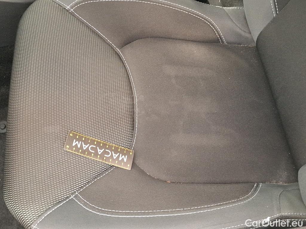  Renault  Clio  IV Air MediaNav 1.5 dCi 75CV BVM5 E6 #31