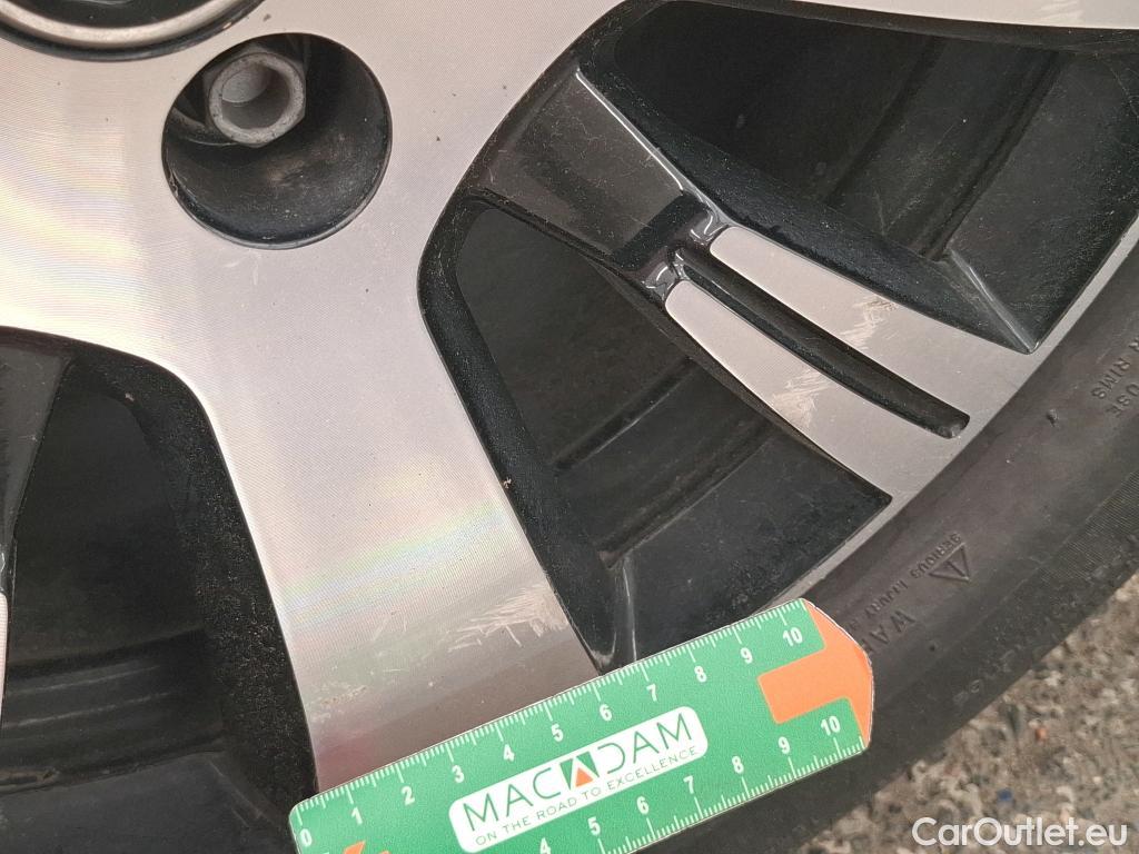  Renault  Captur  5p Crossover Business dCi 90 - 18 / TRANSFO VP/VF
 #26