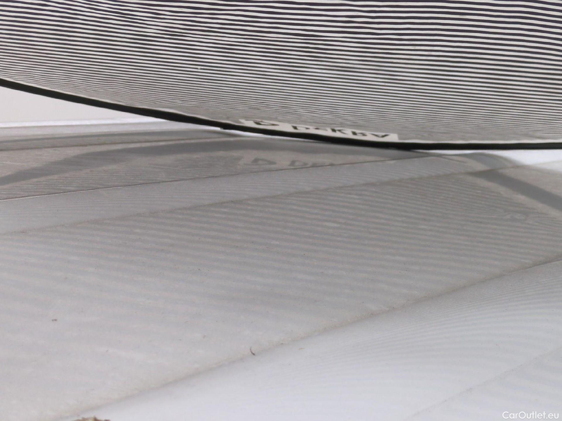  Renault  Kangoo  Express Maxi Extra (Série Spéciale) 1.5 dCi 90CV BVM5 E6 #77