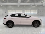  Alfa Romeo   STELVIO ALFA ROMEO / 2017 / 5P / SUV 2.2 TURBO DIESEL 210CV AT8 Q4 BUSINESS #7