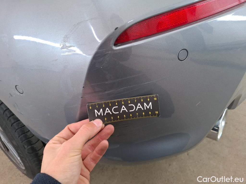  Bmw  Serie 1 BMW Série 1 / 2019 / 5P / Berline 116i DKG7 Business Design #8