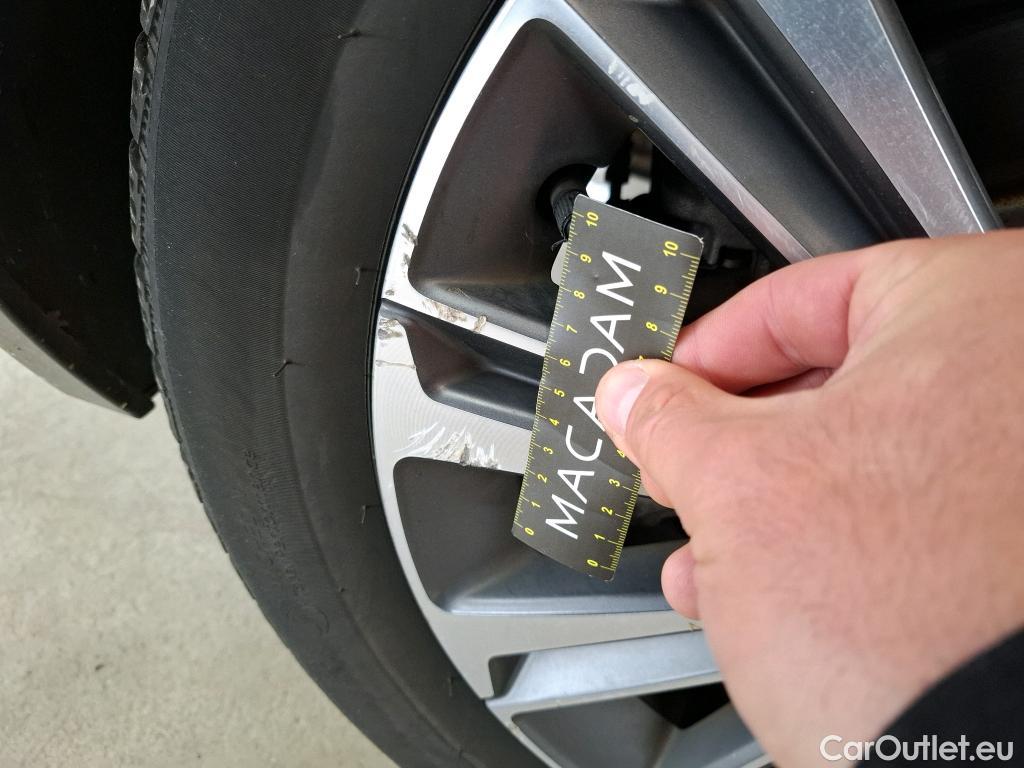  Peugeot  308  Allure Business 1.2 PureTech 130CV BVA8 E6d #5