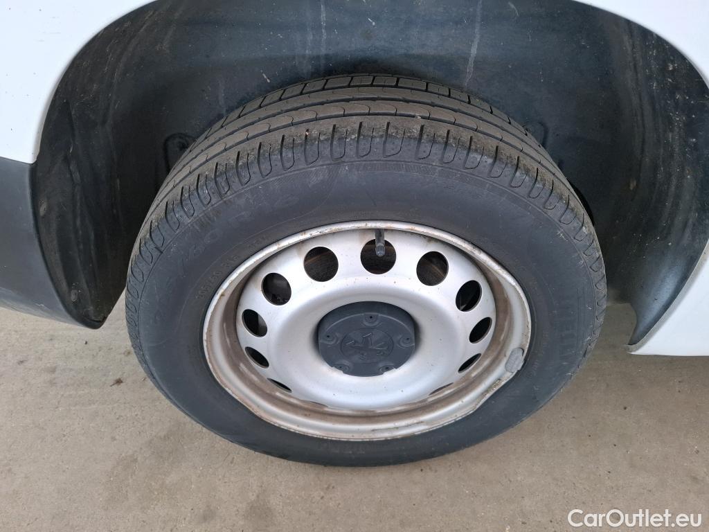  Peugeot  Partner  Premium L1 1.5 HDi 130CV BVA8 E6dT #44