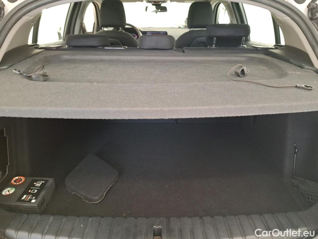  Bmw  Serie 1 BMW Série 1 / 2019 / 5P / Berline 116i DKG7 Business Design #1