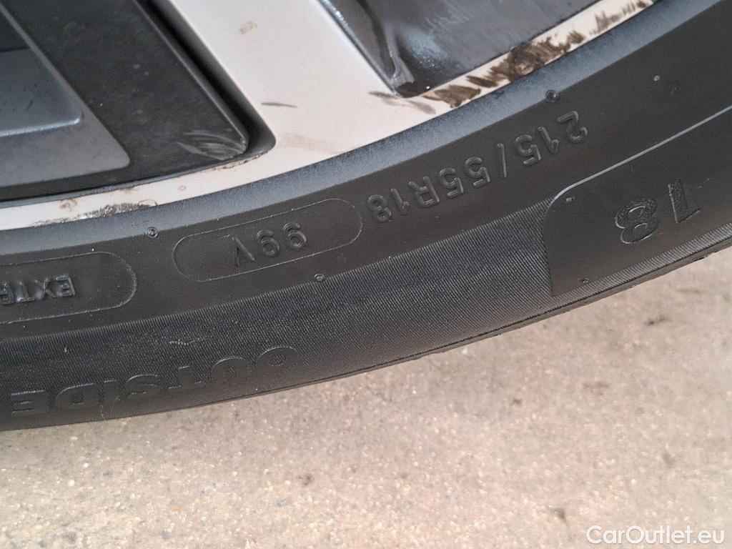  Peugeot  2008  GT 1.2 PureTech 155CV BVA8 E6d #13