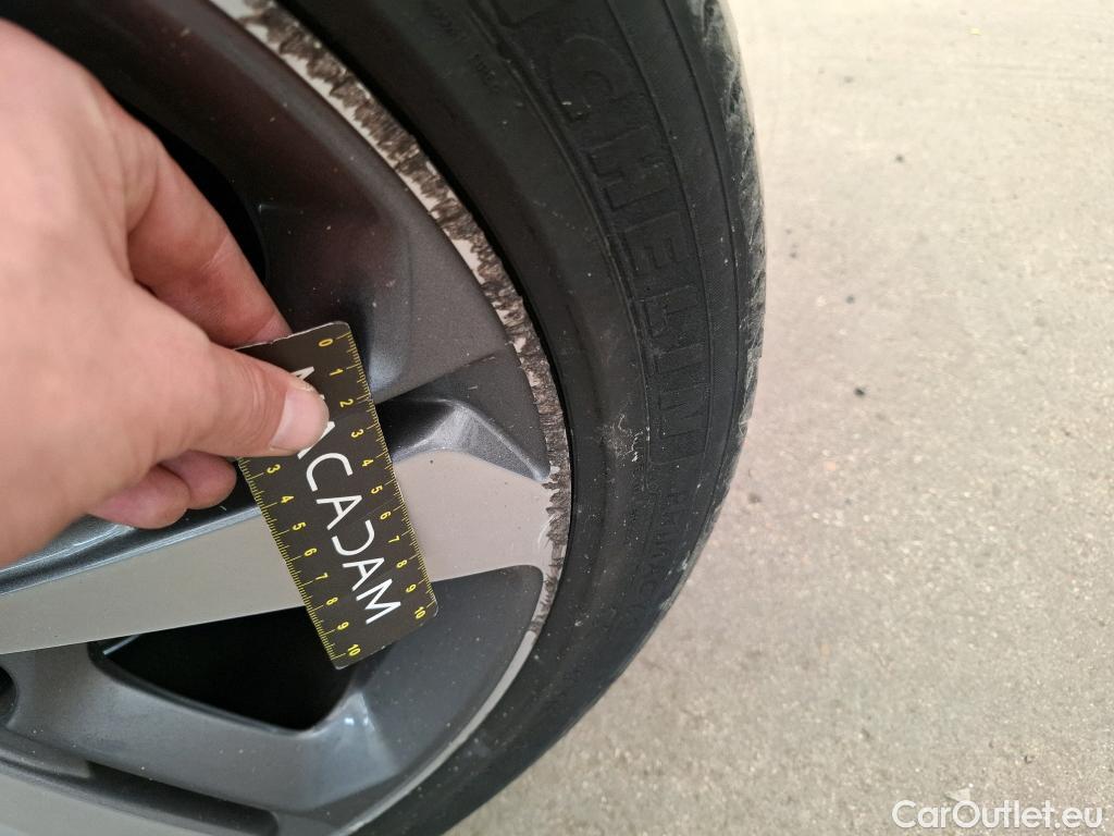  Peugeot  308  SW GT 1.5 HDi 130CV BVA8 E6d #41