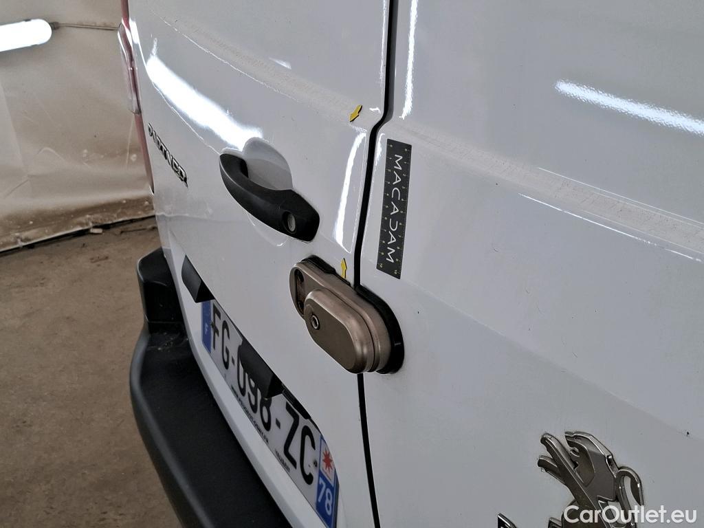  Peugeot  Partner  Premium L1 1.5 HDi 130CV BVA8 E6dT #24