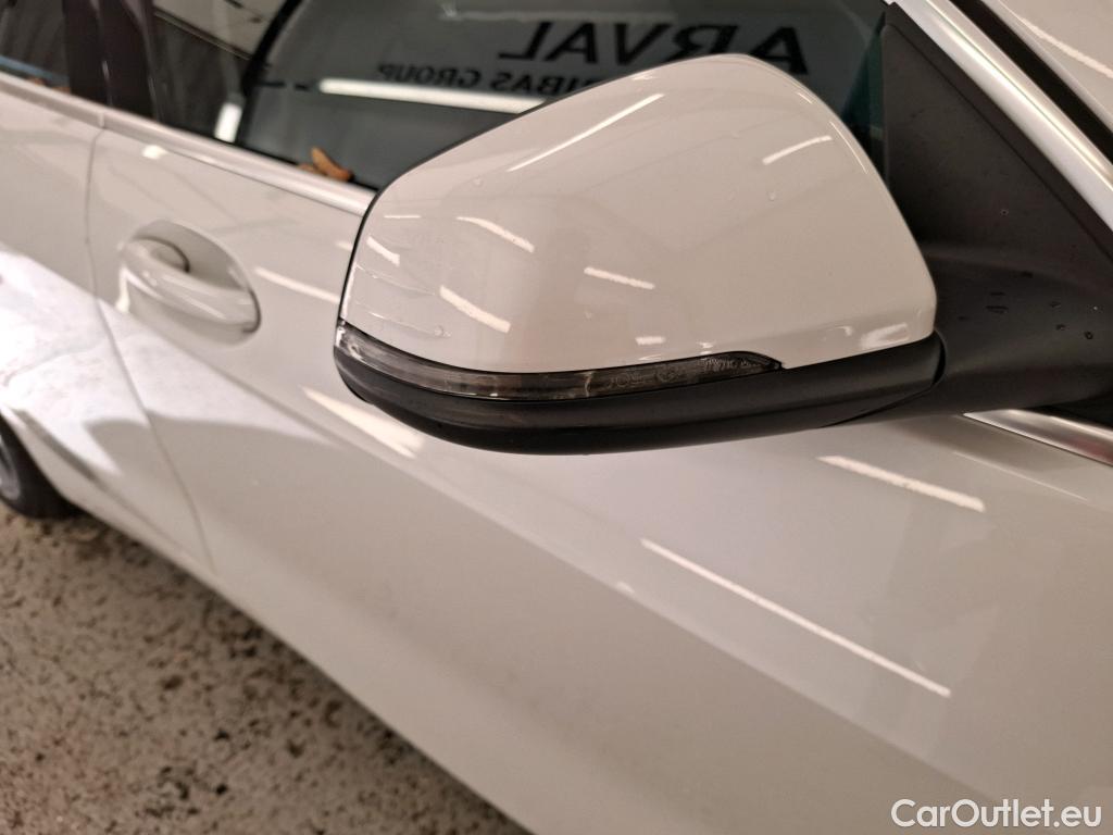  Bmw  Serie 1 BMW Série 1 / 2019 / 5P / Berline 116i DKG7 Business Design #12