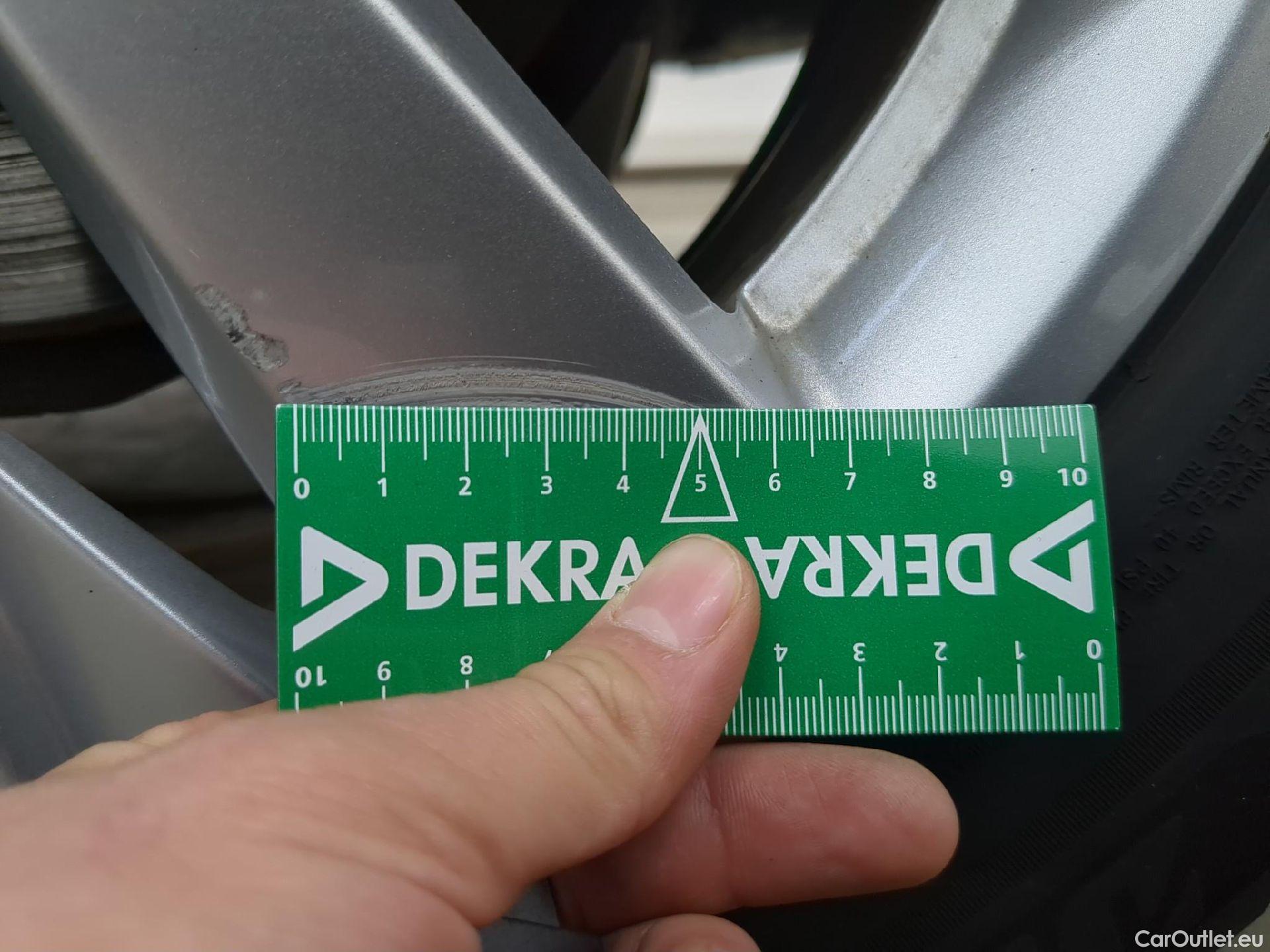  Peugeot  3008  Active Business 1.5 HDi 130CV BVA8 E6d #8