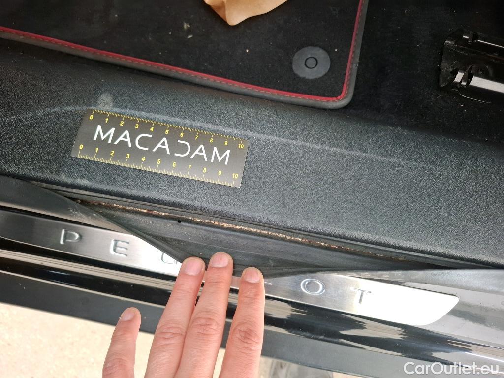  Peugeot  2008  GT Line 1.2 PureTech 110CV BVA6 E6dT #12