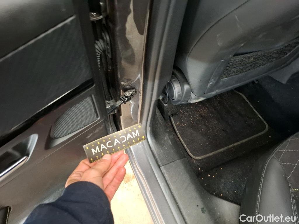  Peugeot  2008  GT 1.2 PureTech 155CV BVA8 E6d #36