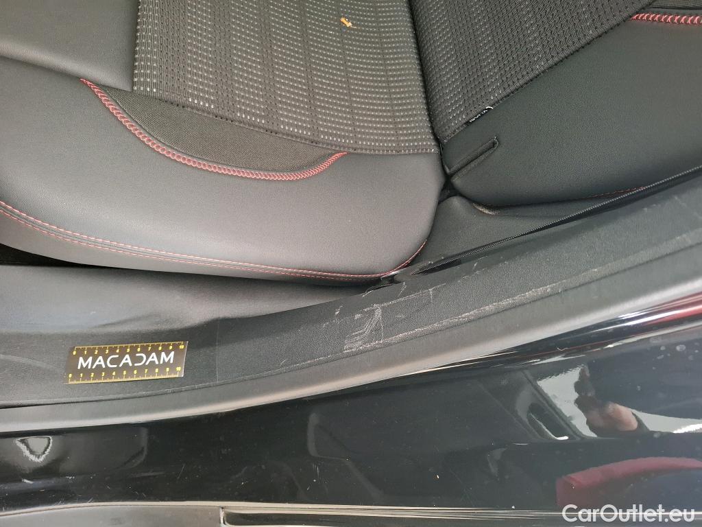  Peugeot  2008  GT Line 1.2 PureTech 110CV BVA6 E6dT #15