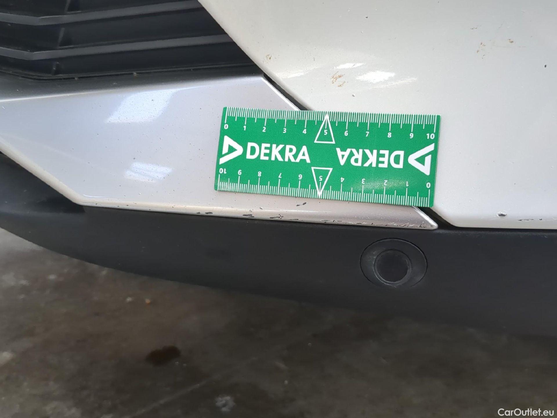  Peugeot  3008  Active Business 1.5 HDi 130CV BVA8 E6d #19