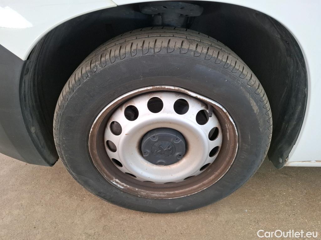  Peugeot  Partner  Premium L1 1.5 HDi 130CV BVA8 E6dT #42