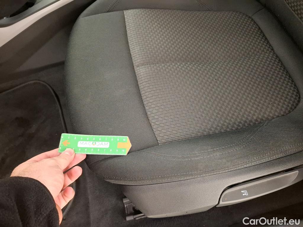  Bmw  Serie 1 BMW Série 1 / 2019 / 5P / Berline 116i DKG7 Business Design #15