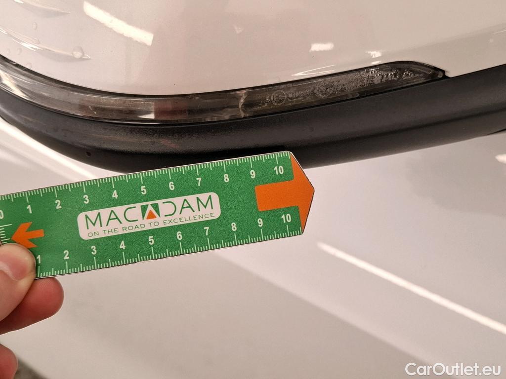  Bmw  Serie 1 BMW Série 1 / 2019 / 5P / Berline 116i DKG7 Business Design #13