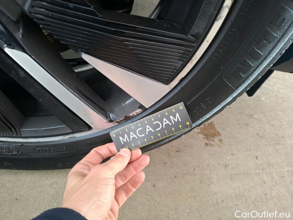  Peugeot  2008  GT 1.2 PureTech 155CV BVA8 E6d #30