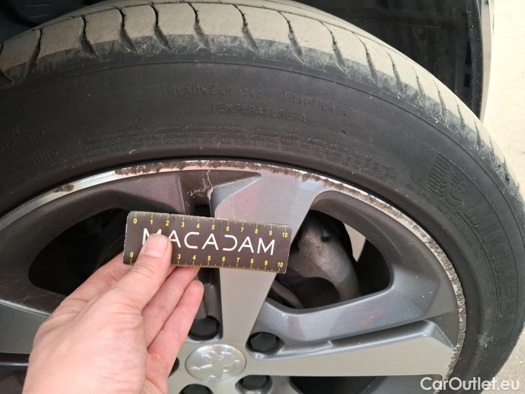  Peugeot  308  SW GT 1.5 HDi 130CV BVA8 E6d #40