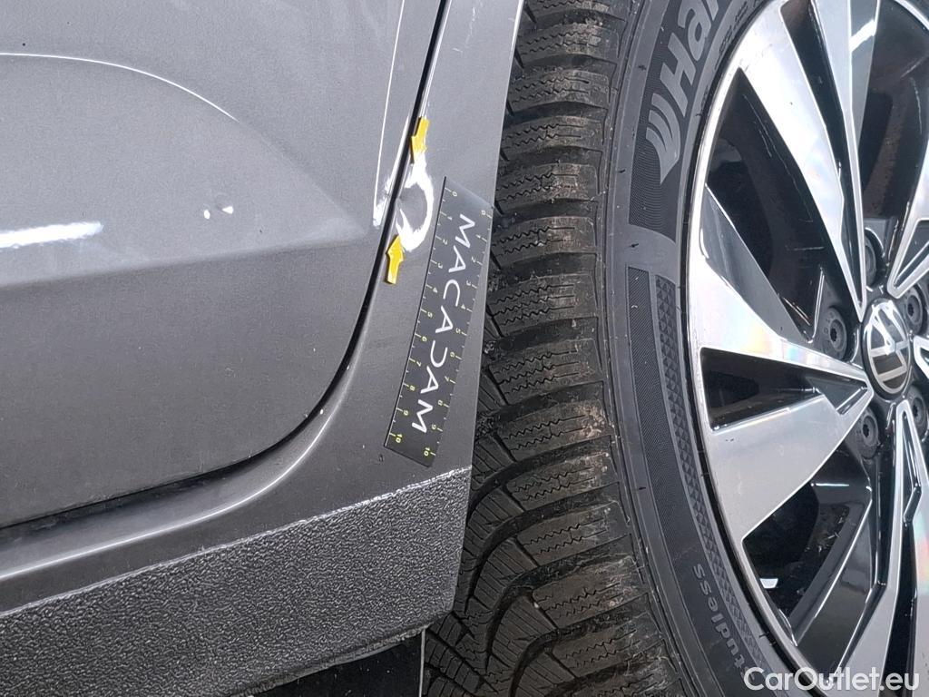  Volkswagen  Polo  VI Lounge Business 1.0 80CV BVM5 E6d #29