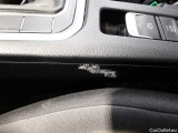 Volkswagen  Passat Variant 2.0 TDI SCR Manual Diesel  33 #26