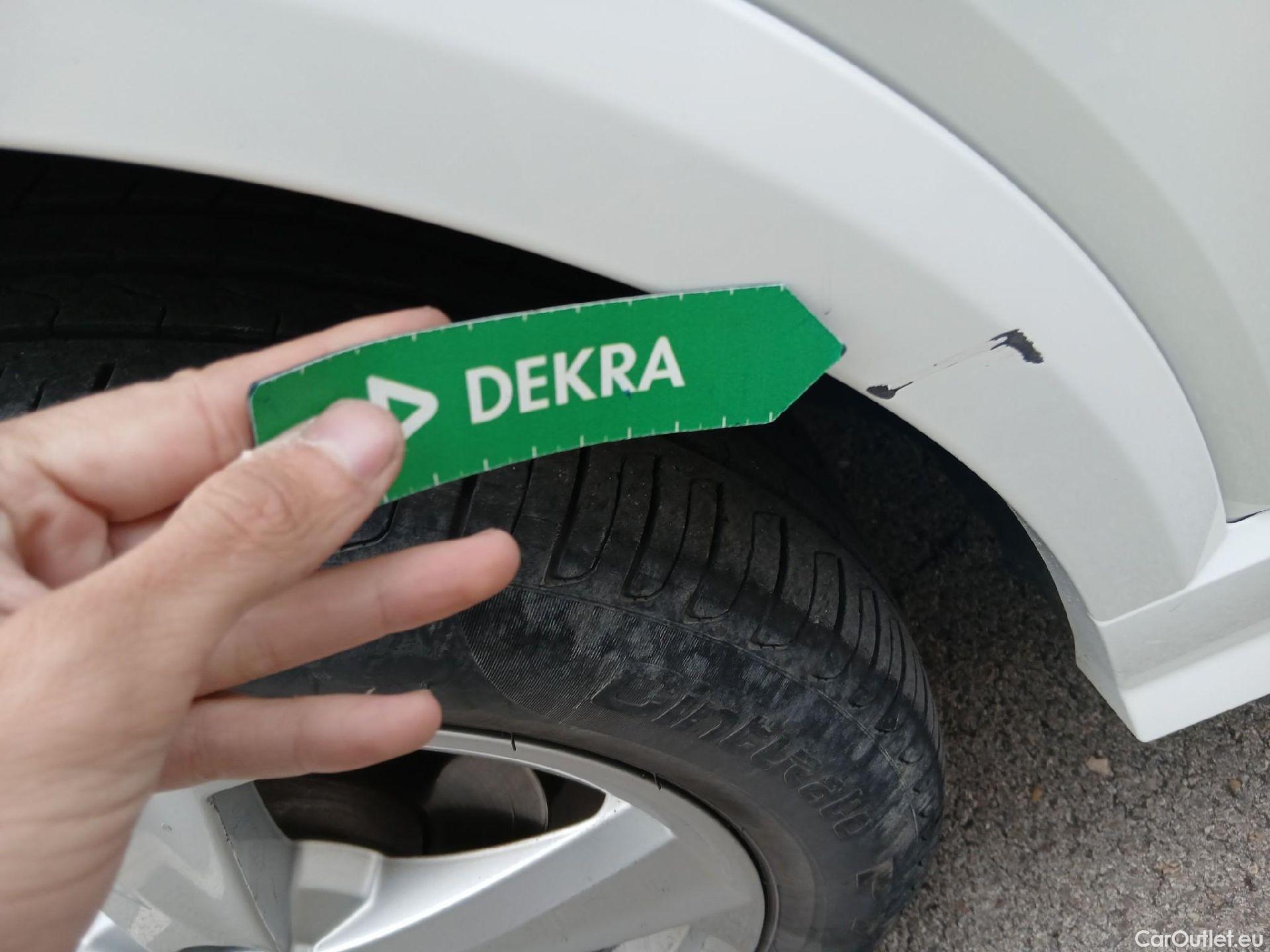  Audi  Q2 AUDI  / 2016 / 5P / todoterreno Sport 30 TFSI 85kW (116CV) CX #6