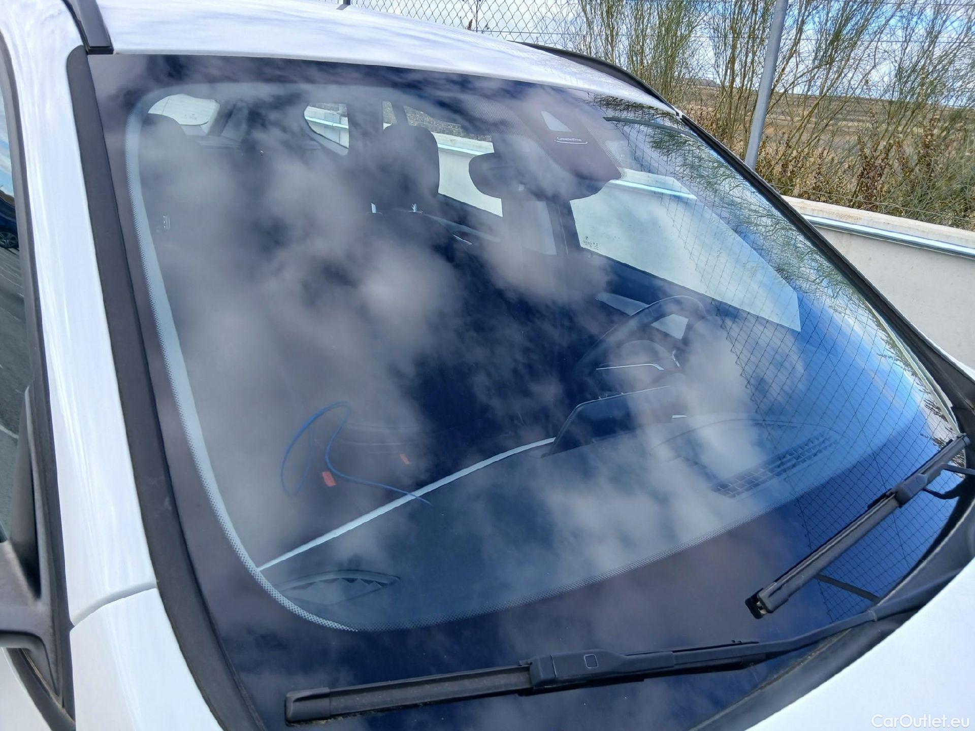  Bmw  X1 BMW  / 2015 / 5P / todoterreno sDrive18d #5