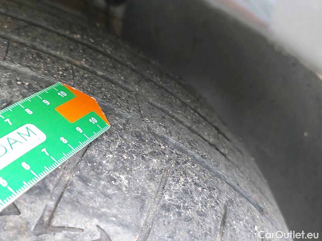  Audi  Q3 AUDI  / 2018 / 5P / todoterreno Advanced 35 TFSI 110kW (150CV) S tronic #2