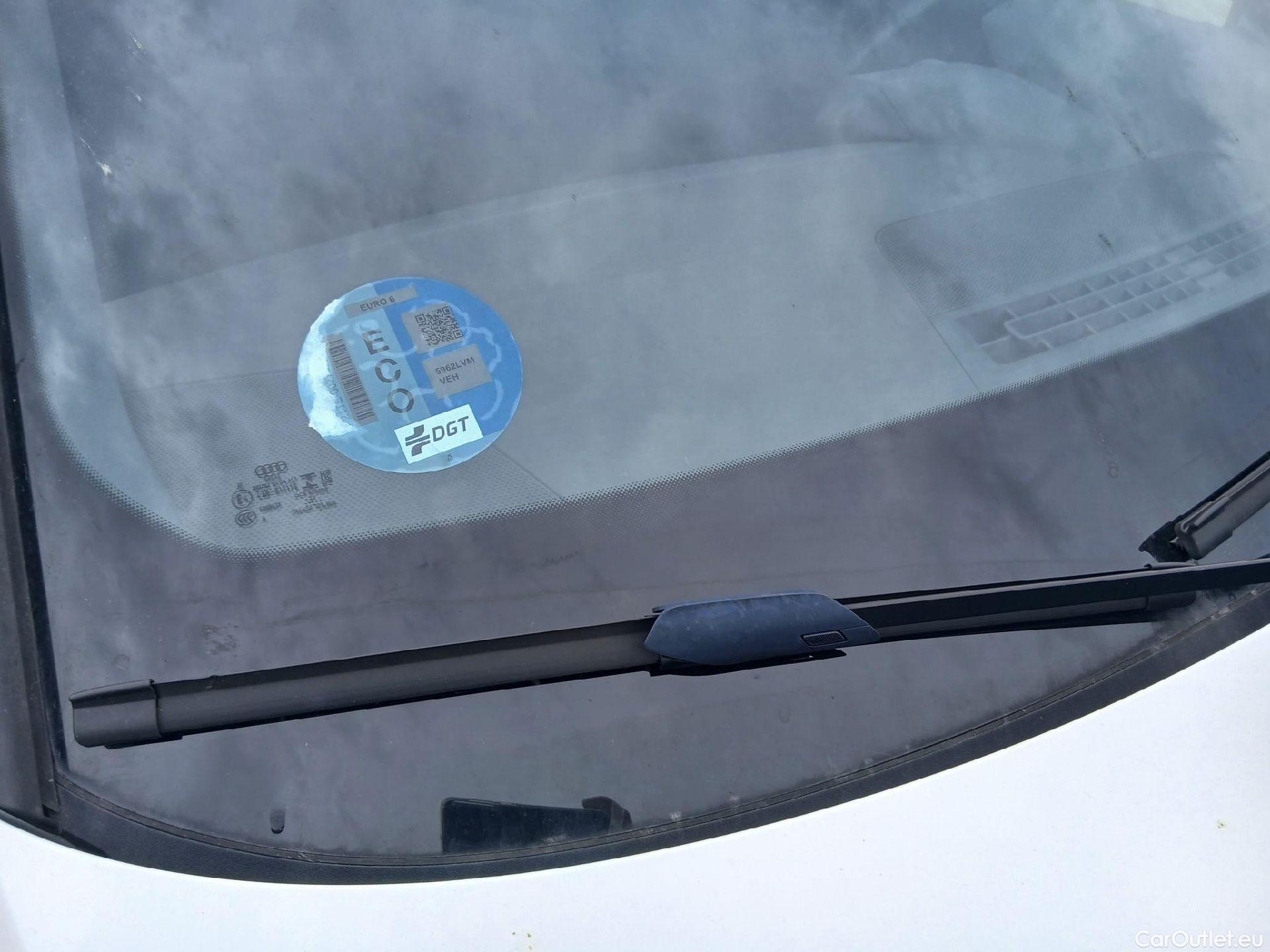  Audi  A3 AUDI  / 2020 / 5P / berlina con portón Sportback 30 TFSI 81kW (110CV) S tronic #3