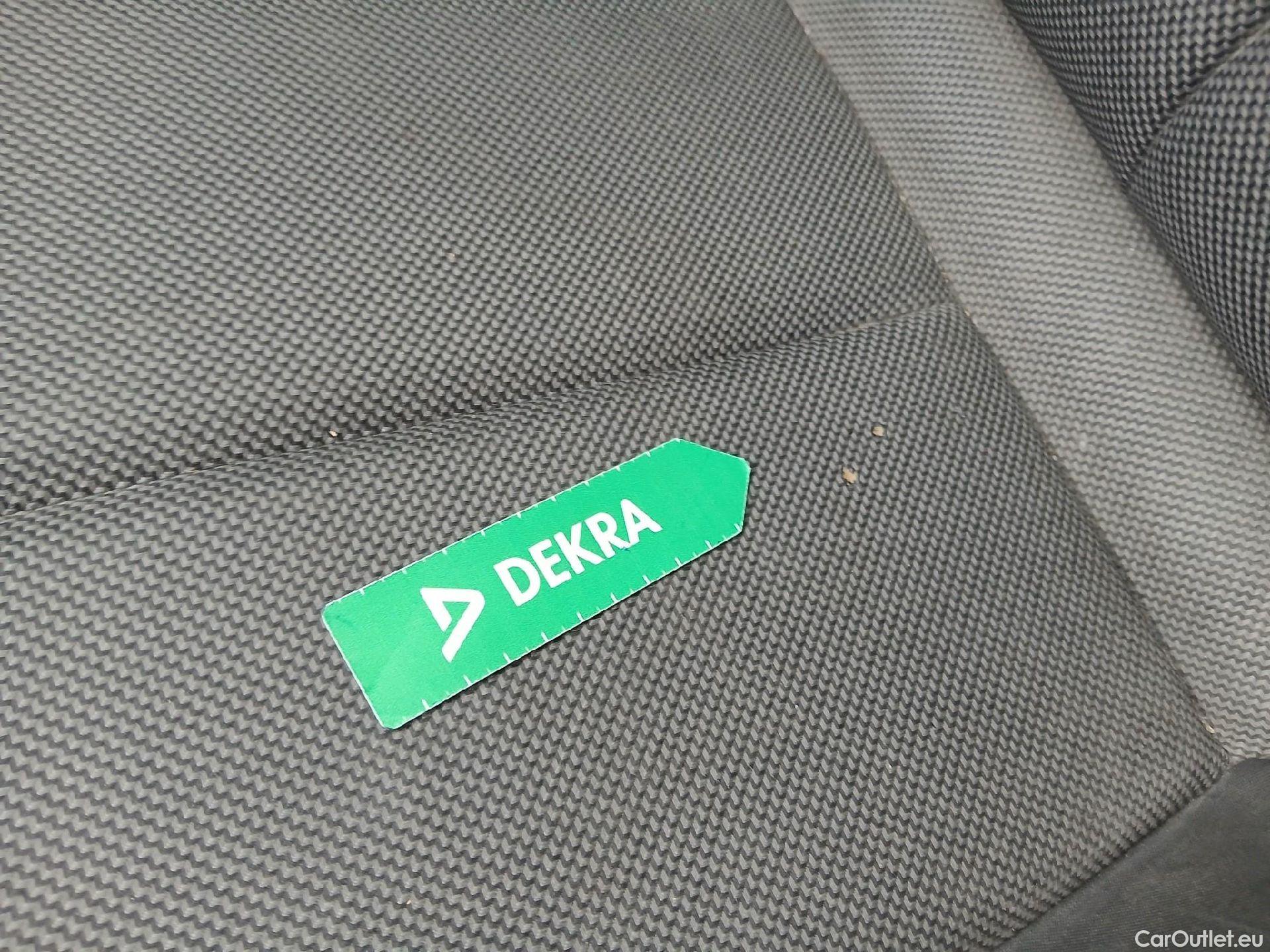  Audi  Q2 AUDI  / 2016 / 5P / todoterreno Sport 30 TFSI 85kW (116CV) CX #14